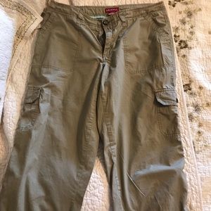 Merona size 10 Capri’s